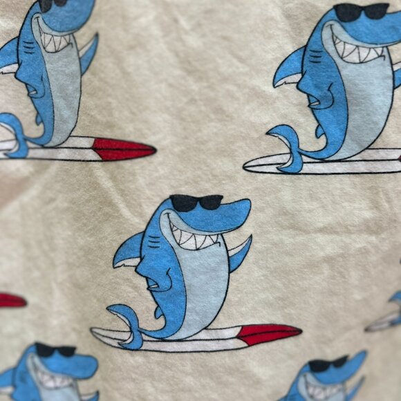 Super Massive Men's Shark Surfer Button-Up Size Small - Picture 3 of 3